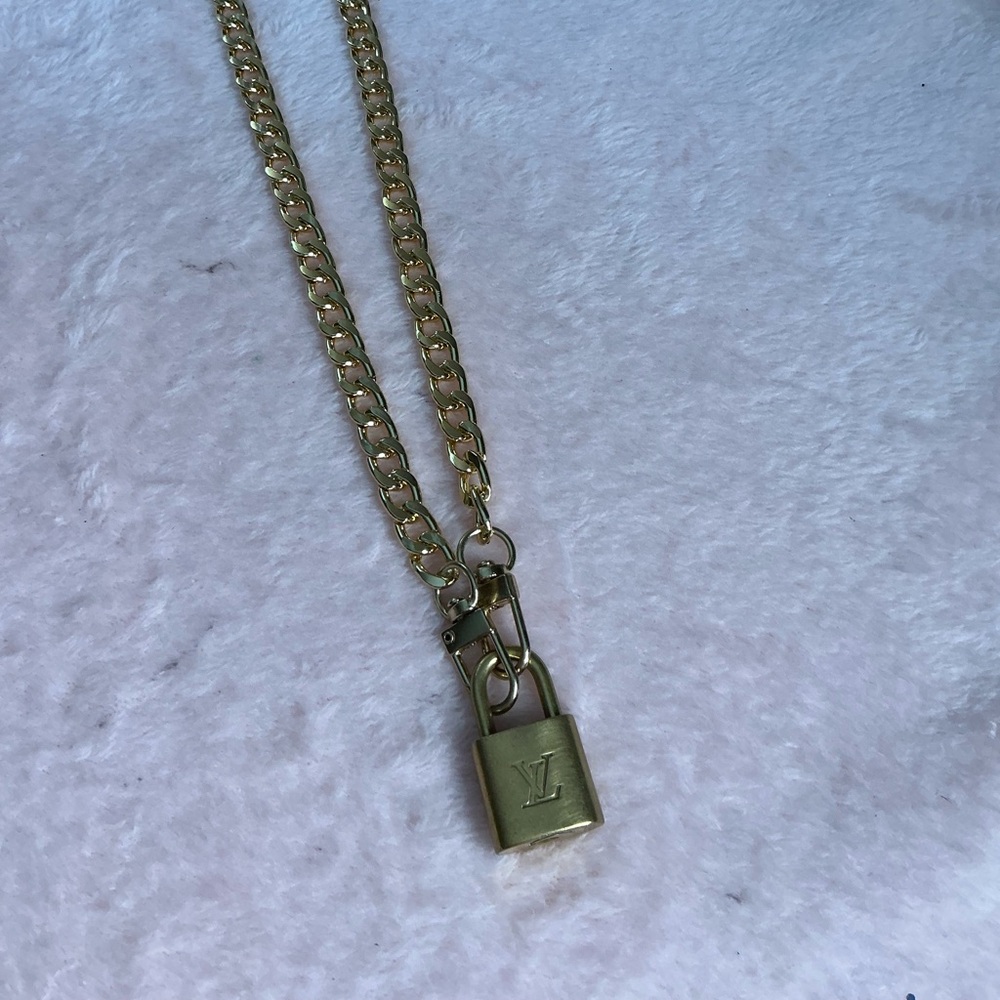 Authentic Louis Vuitton Lock with Unbranded Gold Chain #333